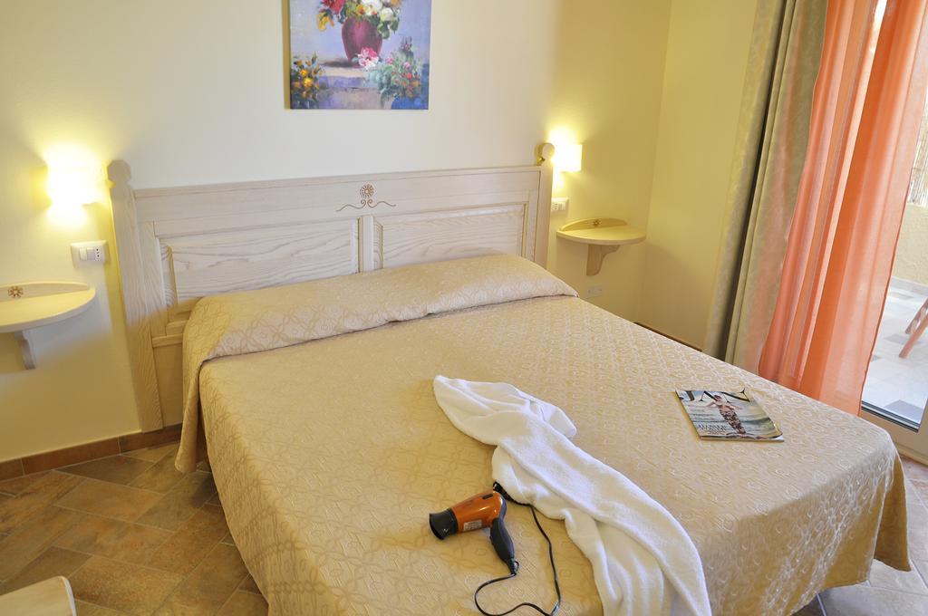 Affittacamere B&B La Villa Dei Graniti Villasimius Pokój zdjęcie