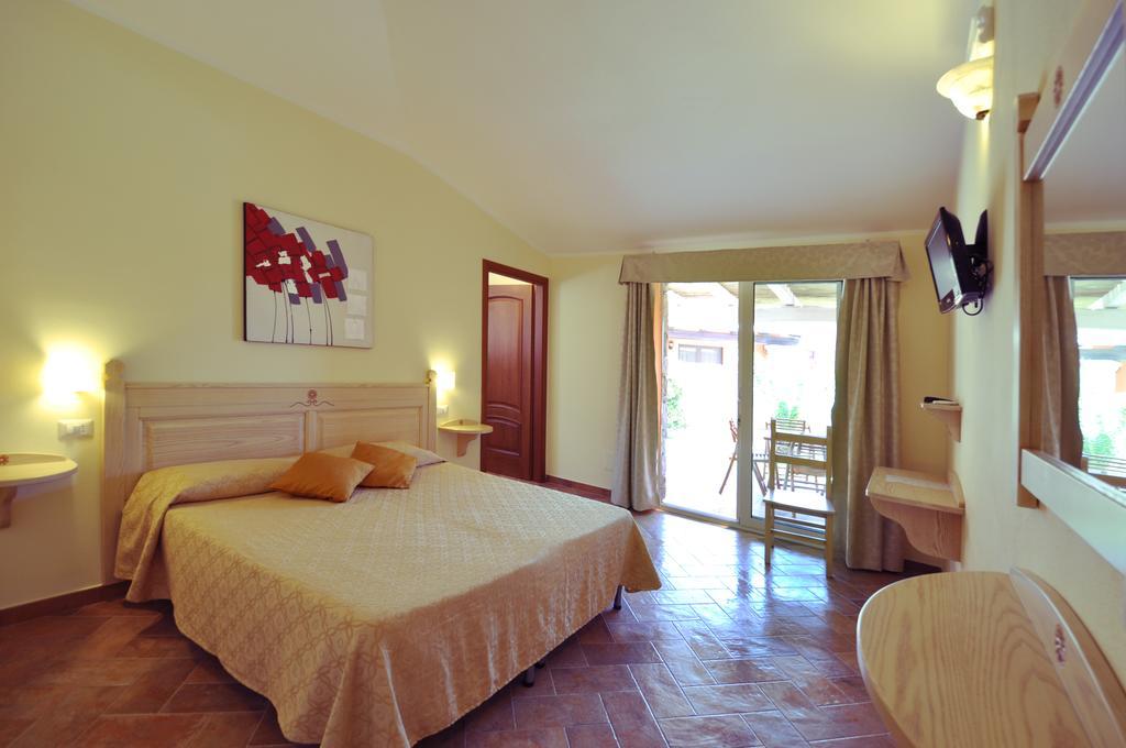 Affittacamere B&B La Villa Dei Graniti Villasimius Pokój zdjęcie